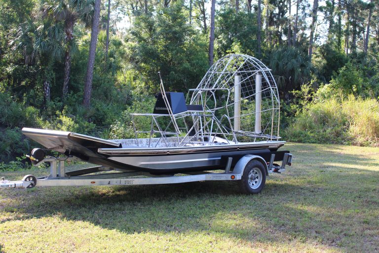 KIT BOAT 4 Diamondback Airboats